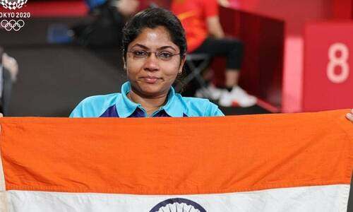 Bhavina Ne Tokyo Paralympics Me Jeeta Medal , Hone Lagi Inam Ki Barsih, Jaaniye Kahan Se Mila Kitna Puraskar
