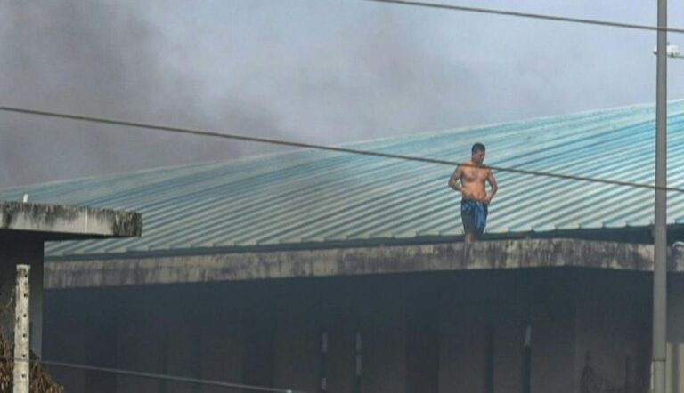 इक्वाडोर में खून! जेलों में झड़प के कारण 116 की मौत, 5 की गला घोंटकर हत्या