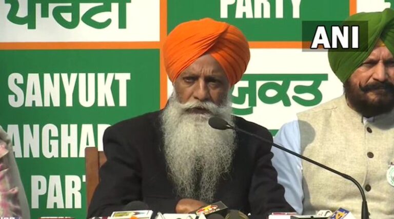 आंदोलन की जमीन को छोड़कर राजनीति के मैदान में किसान नेता