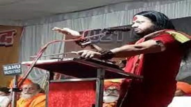 छत्तीसगढ़ : संत कालीचरण महाराज के खिलाफ प्राथमिकी दर्ज