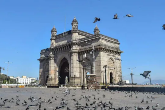 मुंबई: मुंबई में  शाम 5 बजे से सुबह 5 बजे तक इन चीजों पर रहेगी रोक