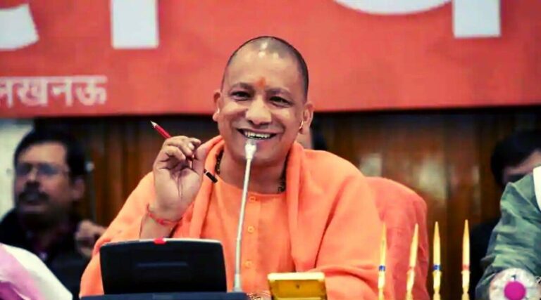 सीएम योगी ने किया चुनाव में लड़ने का ऐलान, जानिए क्या है बीजेपी का गेम प्लान!