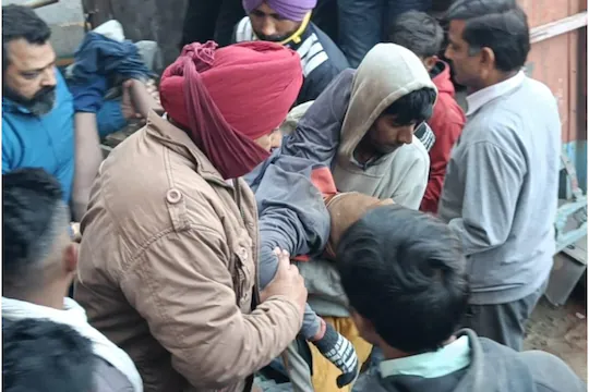 ऊना में निर्माणाधीन सचिवालय में बड़ा हादसा, मार्बल के पत्थर उतारने के दौरान 2 की मौत