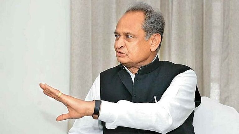 क्या इन 3+7 सीएम के लिए खुशनुमा होगा 2022 या फिर जाएगी कुर्सी?