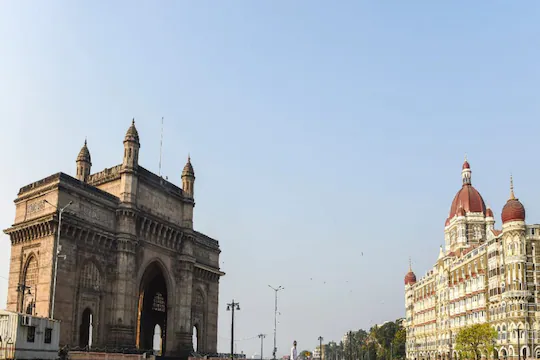  मुंबई में लग सकता है लॉकडाउन, बीएमसी ने तीसरी लहर से इनकार किया