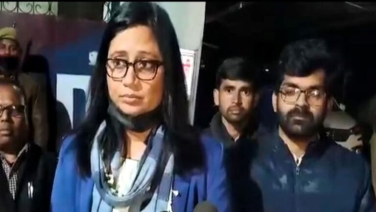 उन्नाव हत्याकांड:  सीमा कुशवाहा ने कि मृतक परिवार से मुलाकात